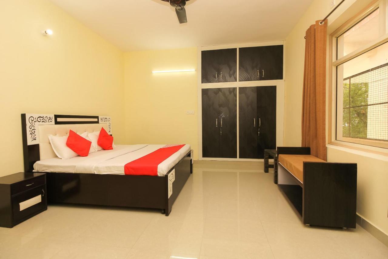 Oyo 39391 Jk Guest House Dharamshala Eksteriør bilde