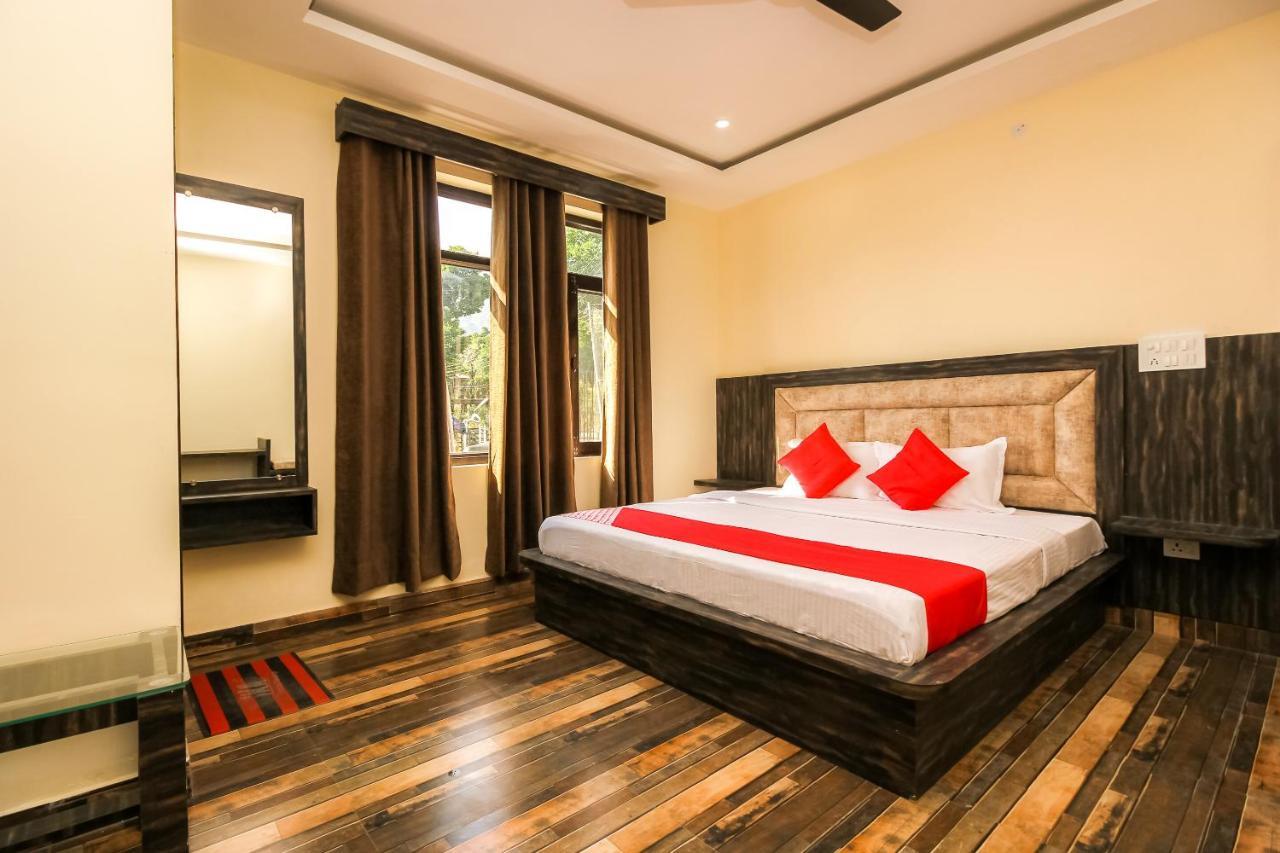 Oyo 39391 Jk Guest House Dharamshala Eksteriør bilde