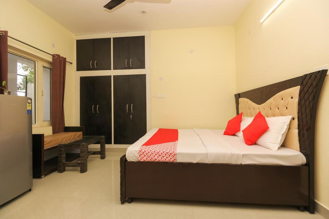 Oyo 39391 Jk Guest House Dharamshala Eksteriør bilde