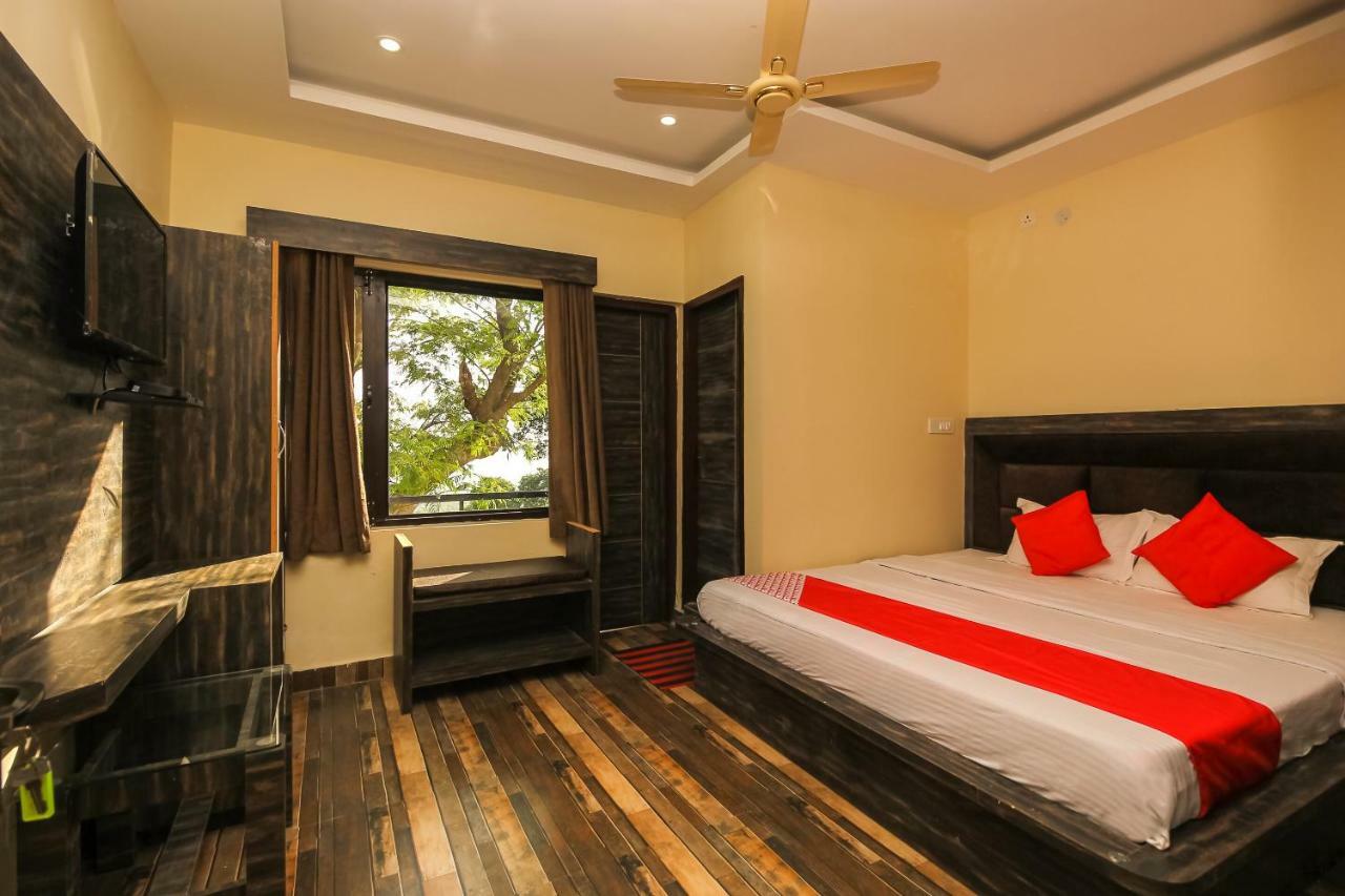 Oyo 39391 Jk Guest House Dharamshala Eksteriør bilde